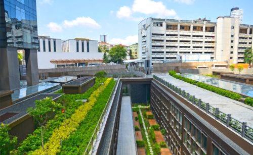 Torun Center | Cem Botanik